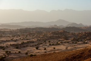 Bild der Weite in den Bergen des Antiatlas Gebirges in Marokko
